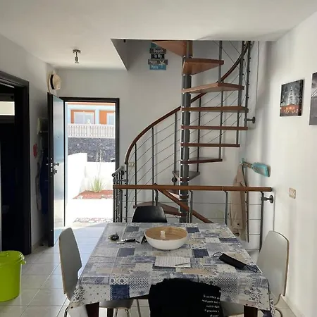 Diana Home Apartman